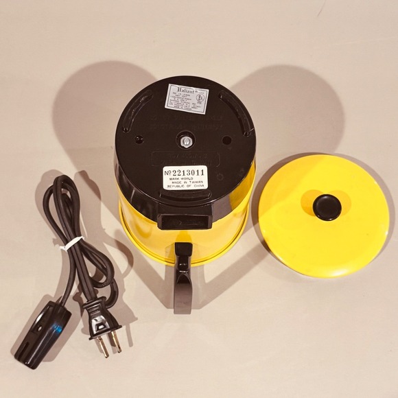 Vintage Valiant Yellow Hot Pot Electric No 2213011 No 15/2306 Retro Works EUC - Picture 3 of 9